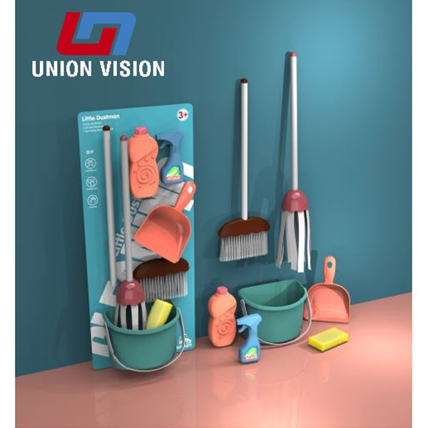 A 7-piece cleaning suit			